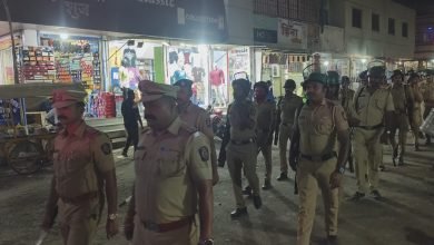 पूर्णा शहरात पोलिसांची धडक मोहीम कायदा हातात घेणाऱ्यांची खैर नाही